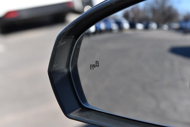 Volkswagen Taos Vehicle Image 10