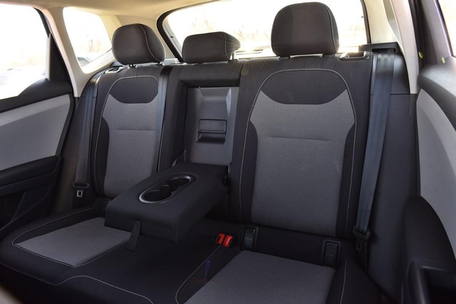 Volkswagen Taos Vehicle Image 22