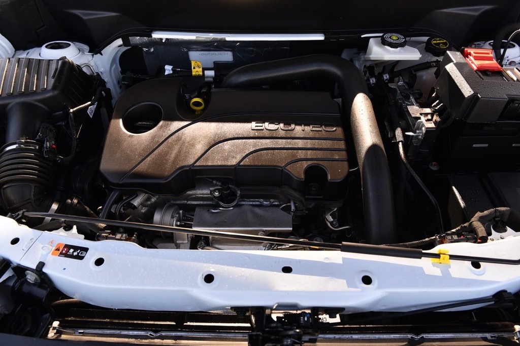 Chevrolet Equinox Vehicle Full-screen Gallery Image 24