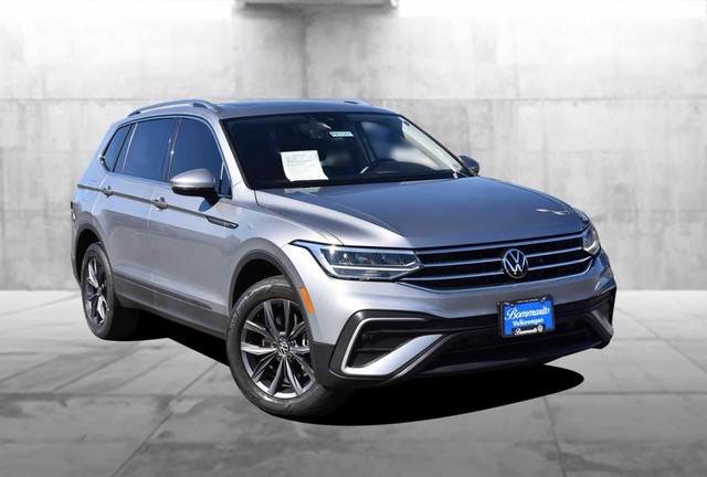 Volkswagen Tiguan Vehicle Image 02