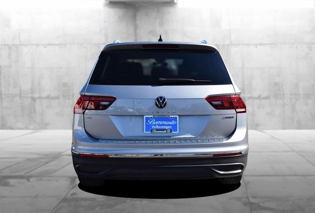 Volkswagen Tiguan Vehicle Image 06