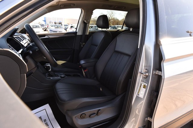 Volkswagen Tiguan Vehicle Image 19
