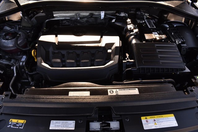 Volkswagen Tiguan Vehicle Image 26