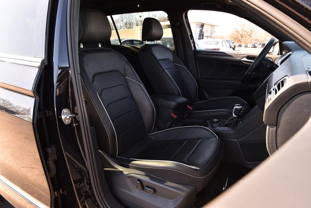 Volkswagen Tiguan Vehicle Image 22