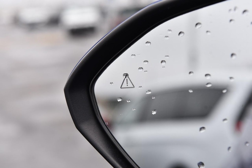 Hyundai Tucson Vehicle Full-screen Gallery Image 9