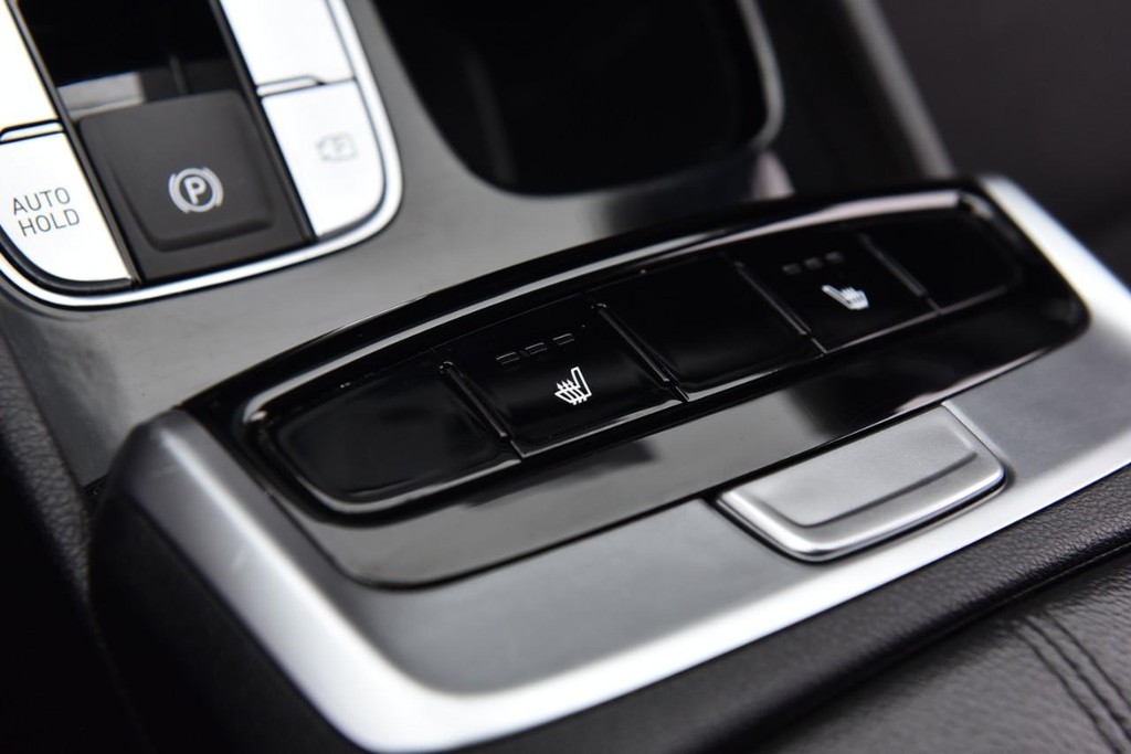 Hyundai Tucson Vehicle Full-screen Gallery Image 17