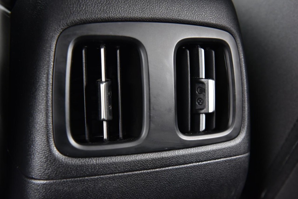 Hyundai Tucson Vehicle Full-screen Gallery Image 23