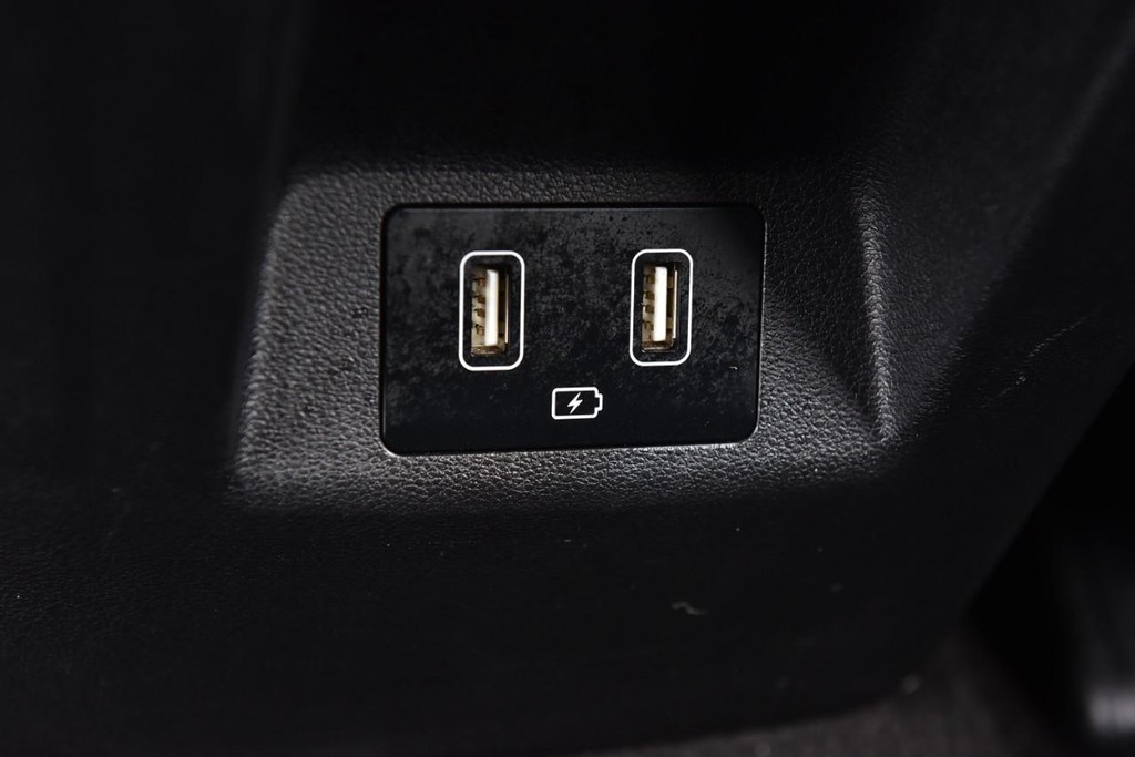 Hyundai Tucson Vehicle Full-screen Gallery Image 24