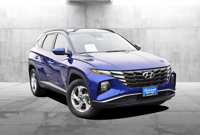 Hyundai Tucson Vehicle Image 02