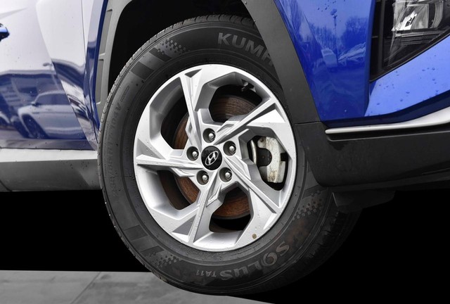 Hyundai Tucson Vehicle Image 03