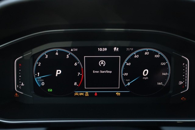 Volkswagen Jetta GLI Vehicle Image 14