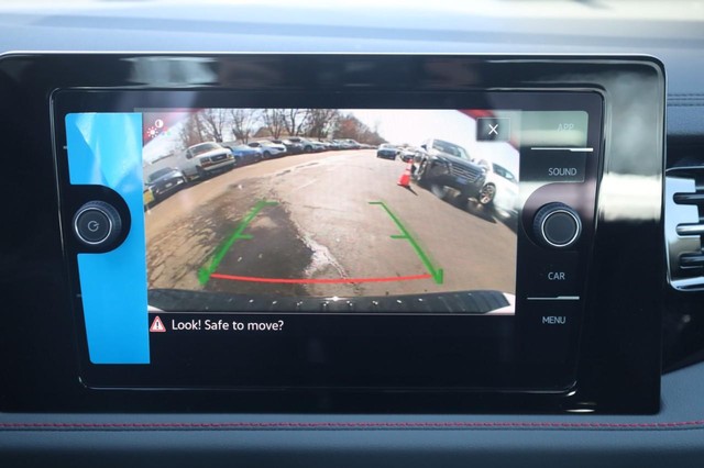 Volkswagen Jetta GLI Vehicle Image 16