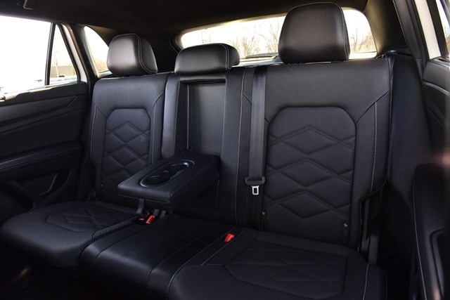 Volkswagen Atlas Cross Sport Vehicle Image 21