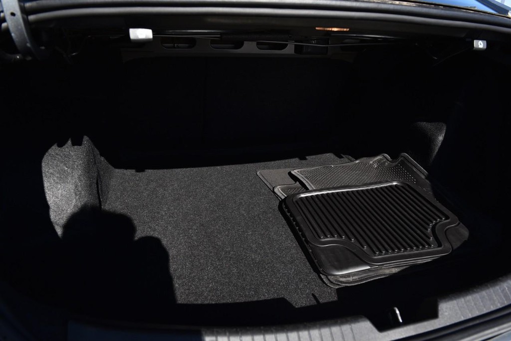 Chevrolet Malibu Vehicle Full-screen Gallery Image 21