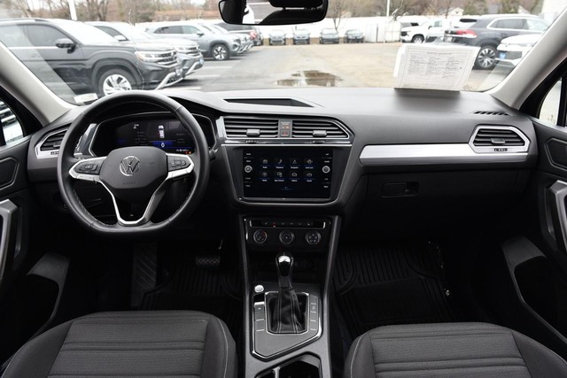 Volkswagen Tiguan Vehicle Image 07