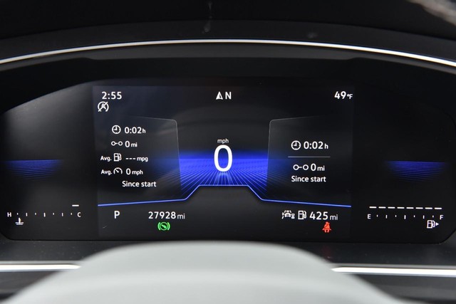 Volkswagen Tiguan Vehicle Image 11