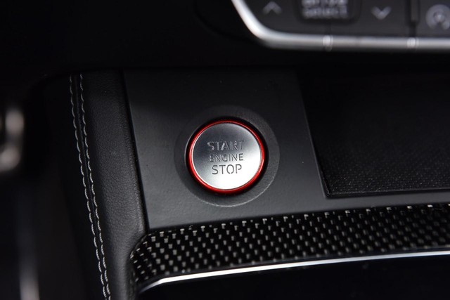 Audi SQ5 Sportback Vehicle Image 18