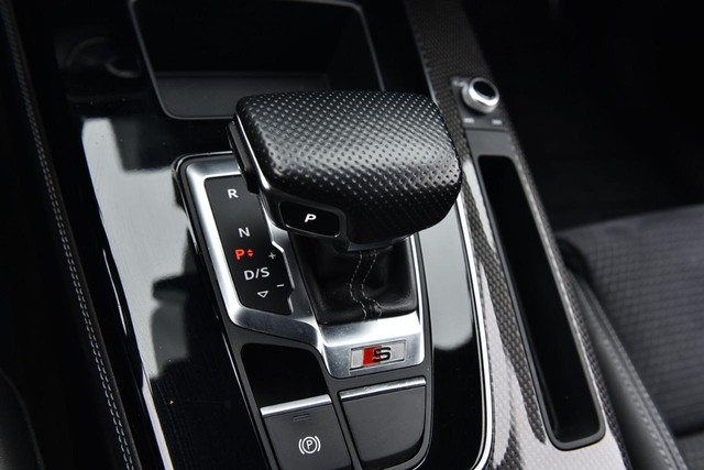 Audi SQ5 Sportback Vehicle Image 19