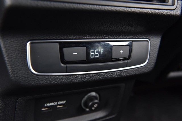 Audi SQ5 Sportback Vehicle Image 26