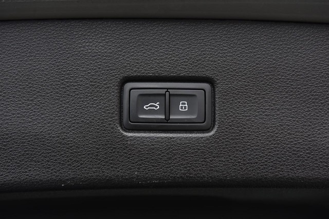 Audi SQ5 Sportback Vehicle Image 29