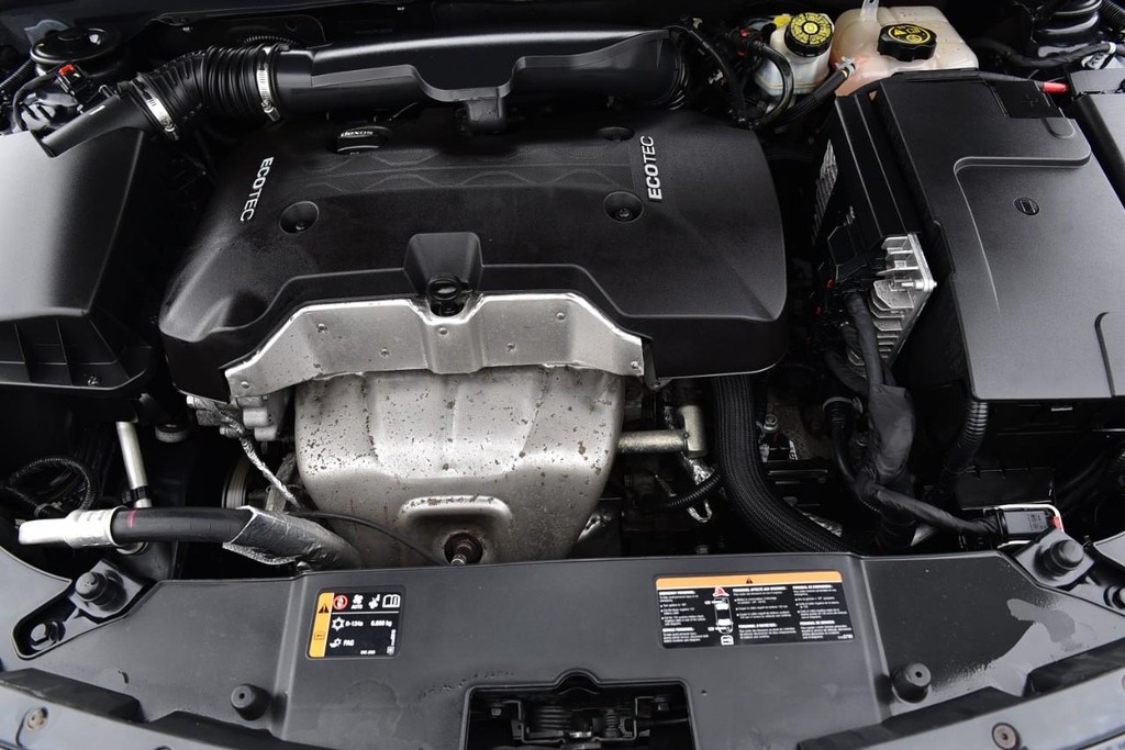 Chevrolet Malibu Vehicle Full-screen Gallery Image 21