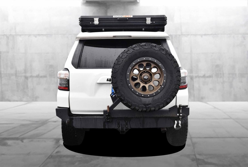 Toyota 4Runner Vehicle Full-screen Gallery Image 6