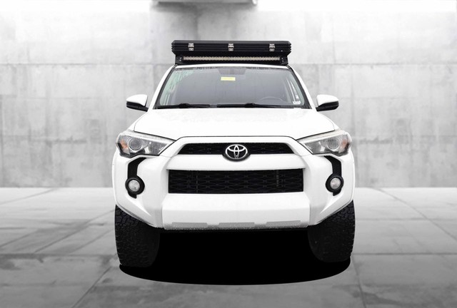 Toyota 4Runner Vehicle Image 04