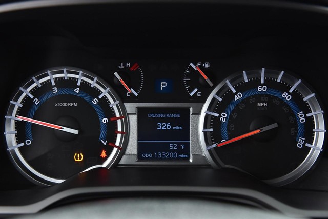 Toyota 4Runner Vehicle Image 11