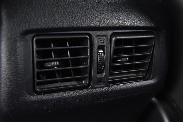 Toyota 4Runner Vehicle Image 19