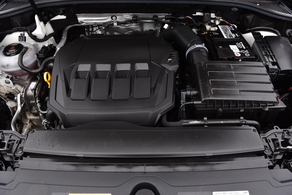 Audi Q3 Vehicle Full-screen Gallery Image 26