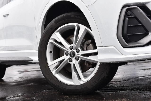 Audi Q3 Vehicle Image 03