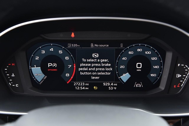 Audi Q3 Vehicle Image 12