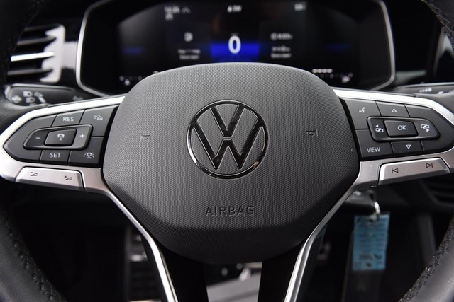 Volkswagen Jetta Vehicle Image 18