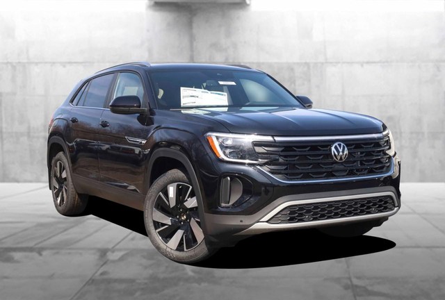 Volkswagen Atlas Cross Sport Vehicle Image 02