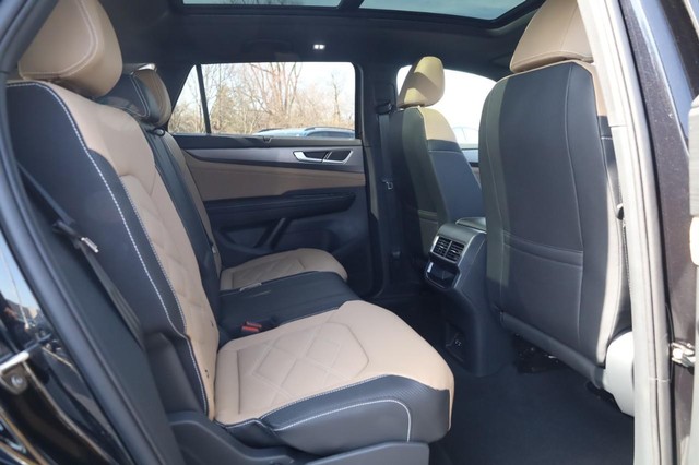 Volkswagen Atlas Cross Sport Vehicle Image 20