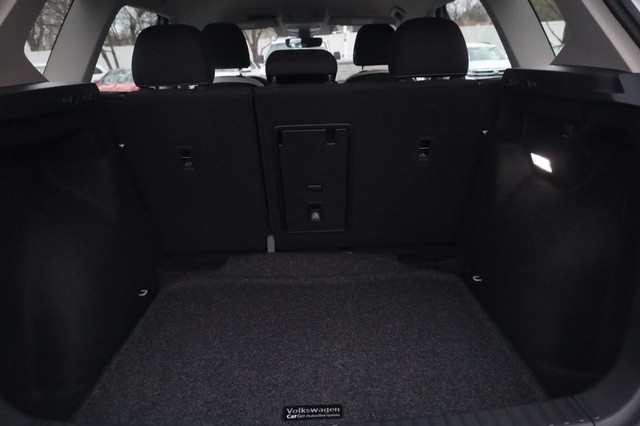 Volkswagen Taos Vehicle Image 20