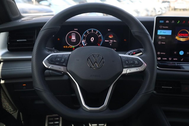 Volkswagen Tiguan Vehicle Image 08