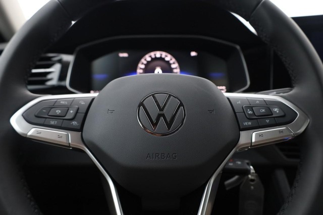 Volkswagen Jetta Vehicle Image 08