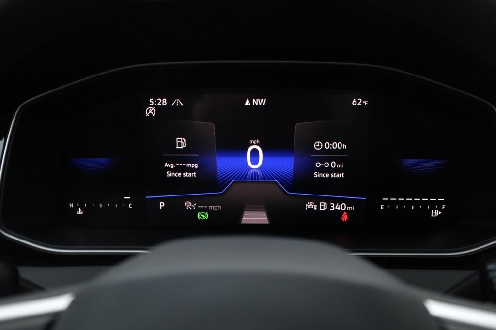 Volkswagen Jetta Vehicle Full-screen Gallery Image 10