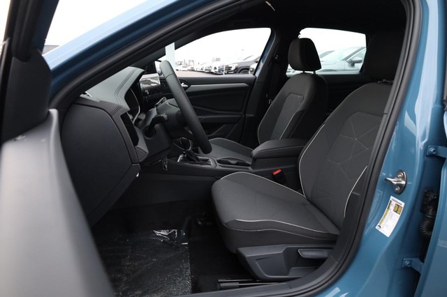 Volkswagen Jetta Vehicle Image 08