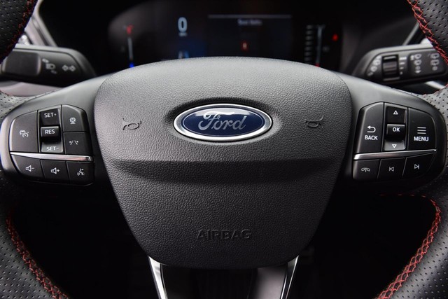 Ford Escape Vehicle Image 16