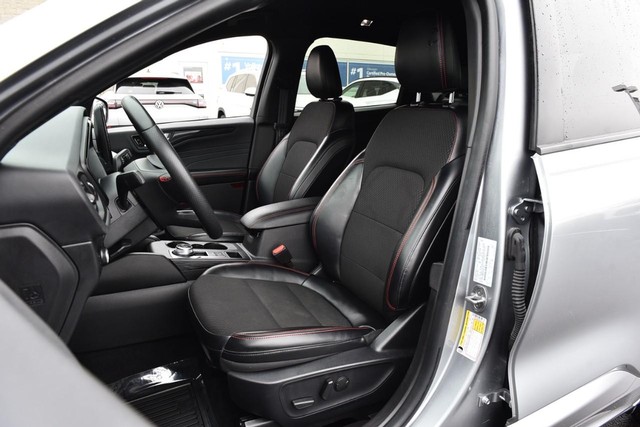 Ford Escape Vehicle Image 17