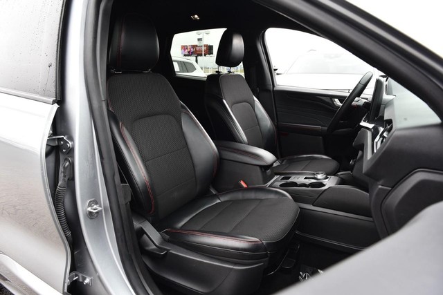 Ford Escape Vehicle Image 18