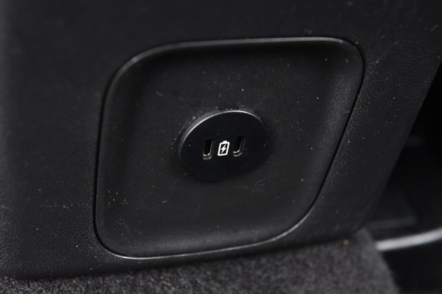 Ford Escape Vehicle Image 21