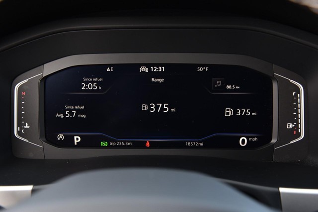 Volkswagen Atlas Cross Sport Vehicle Image 12