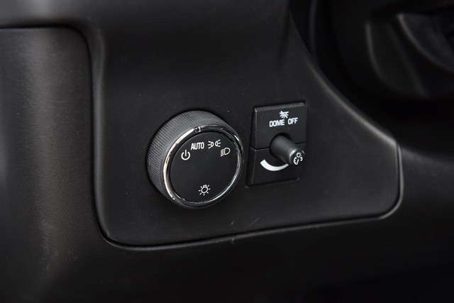 GMC Savana Cargo Van Vehicle Image 10