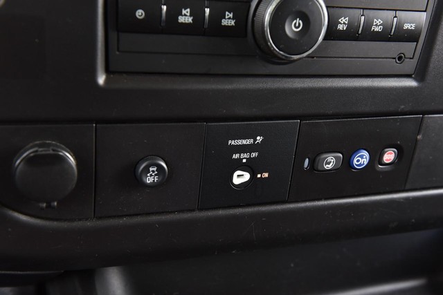 GMC Savana Cargo Van Vehicle Image 14