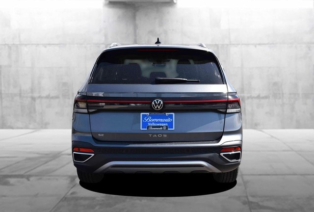 Volkswagen Taos Vehicle Image 06
