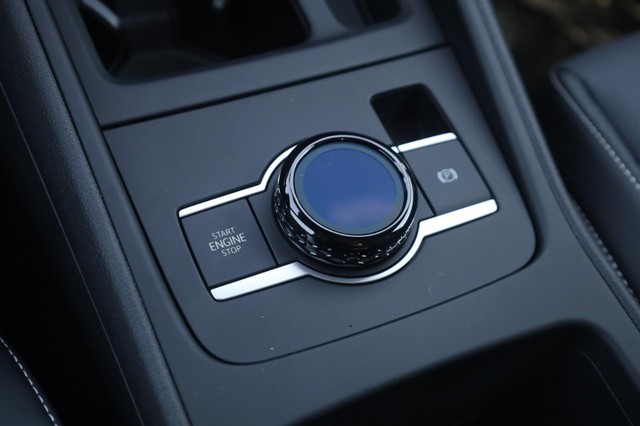 Volkswagen Tiguan Vehicle Image 18