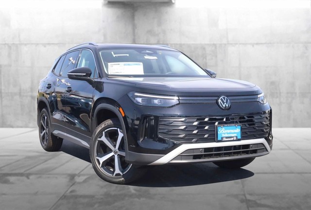 Volkswagen Tiguan Vehicle Image 02